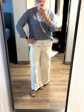 beachlunchlounge Navy & White Pinstripe V-Neck Tunic